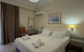 Paradise Hotel